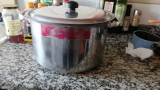 Olla grande ECO-INOX usada una vez