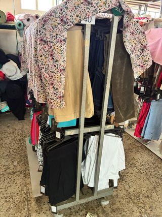 Partida de 2000 pantalones señora