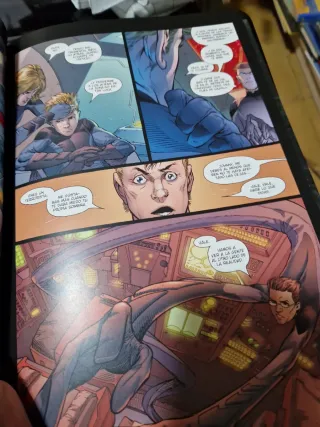 ULTIMATE FANTASTIC FOUR 02: ZONA-N (MARVEL DELUXE)