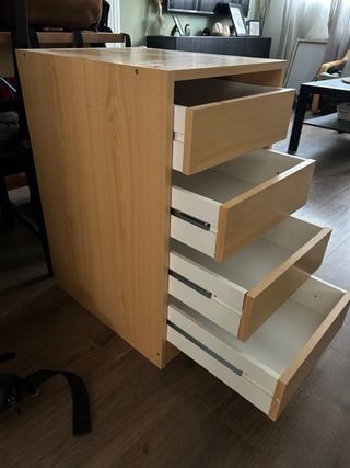 Cajonera de madera con 4 cajones