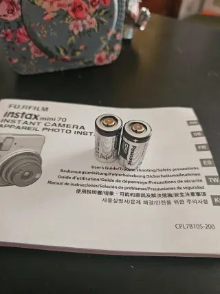 Cámara Instax Mini 70 Michael Kors Ed. Limitada