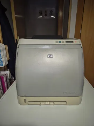 Impresora HP LaserJet Color 2600n