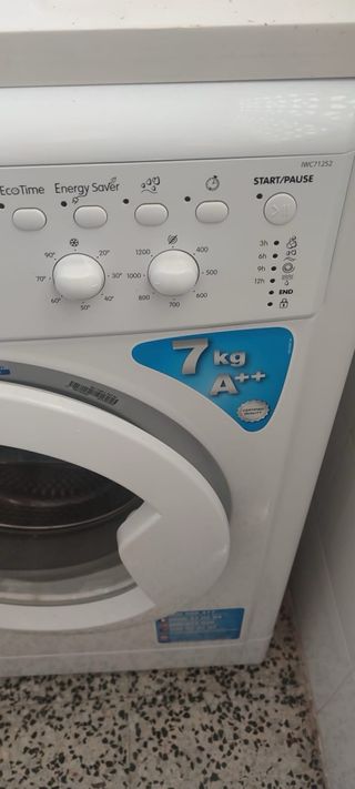 Lavadora Indesit 7kg A++