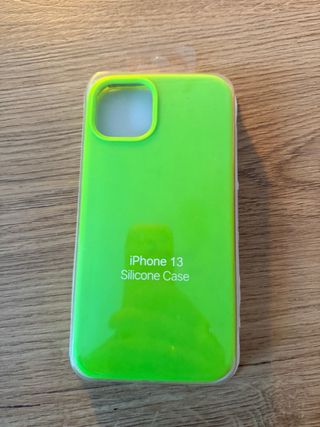 Funda iPhone 13 Lima Silicona como nueva