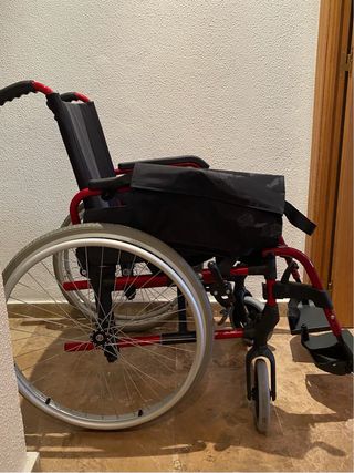 SILLA DE RUEDAS MANUAL PLEGABLE