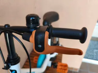 Bicicleta infantil 14 pulgadas. Regalo ruedines.