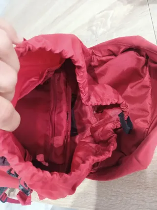 Mochila Quechua 20L Roja