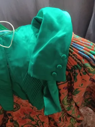Traje Fallera Niña Naranja y Verde,todo 140€