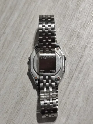 Orologio Casio Argento e Bianco