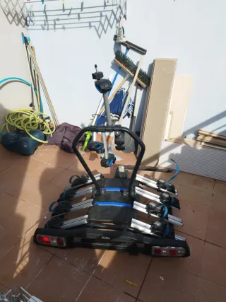 Portabicicletas 4 bicis bola remolque Marca Cruz