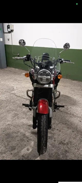 Royal Enfield SuperMeteor 650 Custom