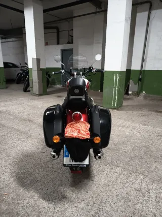 Royal Enfield SuperMeteor 650 Custom