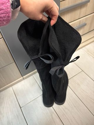 Stivali neri caldi over-the-knee tg 35