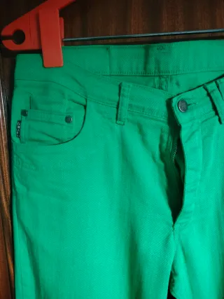 Pantalón vaquero verde caballero Talla 42
