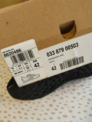 Zapatillas deportivas azul y amarillo