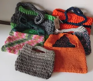Bolso de mano artesanal nuevo