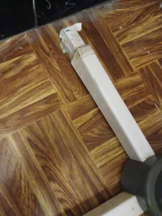 Ventilador de pie blanco