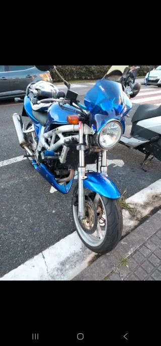 Suzuki SV V-Strom 650-N Naked Manual