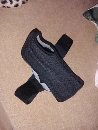 Tutore polso sinistro FREETOO