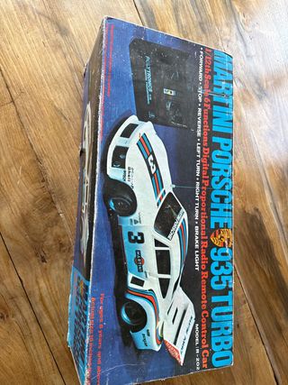 Coche radiocontrol Martini Porsche 935 Turbo