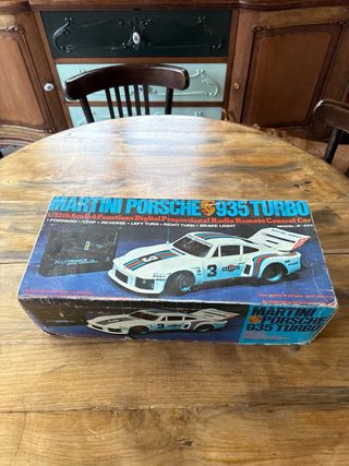 Coche radiocontrol Martini Porsche 935 Turbo