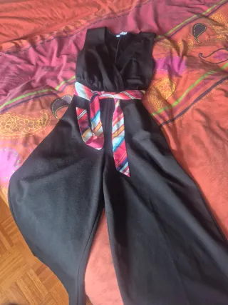 Mono negro talla única con cinturón