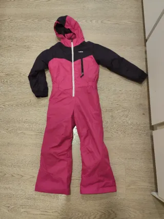 Buzo Nieve Niña Rosa y morado. En perfecto estado.