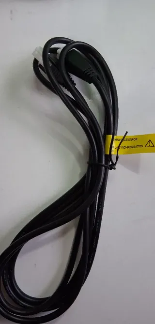 Cable Eléctrico Negro y Blanco