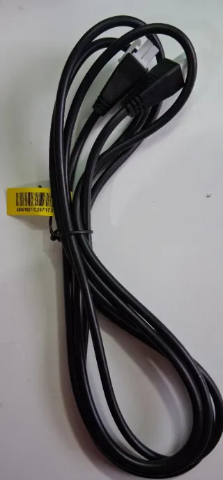 Cable Eléctrico Negro y Blanco