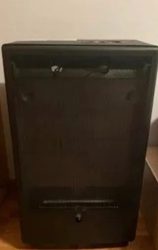 Estufa EQUATION ECO. Llama azul 4,2 kW, como nueva