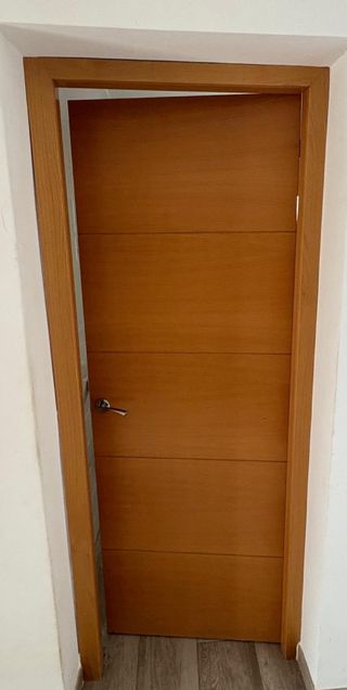 Puerta de madera moderna 203,5x72,5