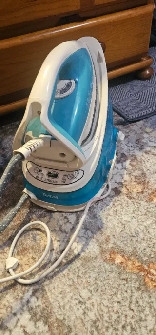 Plancha Tefal Azul y Blanca