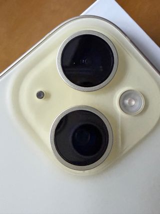 iPhone 15 256GB Amarillo