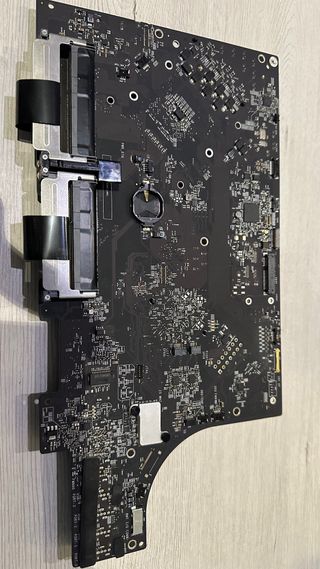 Placa Base iMac 27 2011 A1312 AVERIADA