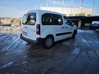 Peugeot Partner 2009