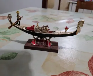 Gondola Venezia miniatura plastica