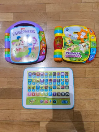 Libros y Tablet Educativa Infantil