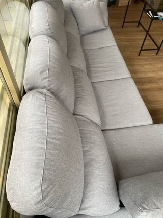 Sofá chaiselongue gris tela