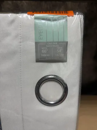 Cortinas Marfil Ojal 168x137cm (Par) NUEVAS