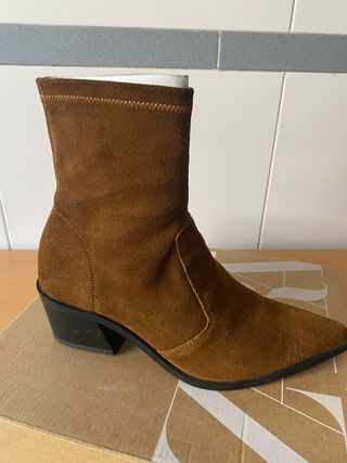 Botines ante Zara. Talla 36