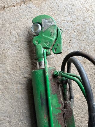 Tercer punto hidráulico John Deere