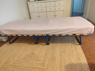 Cama Plegable Azul y Rosa