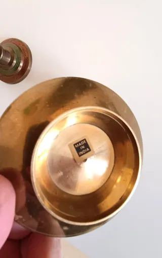 Jarrón de latón vintage con esmalte