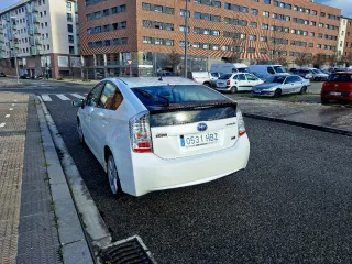 Toyota Prius 2011