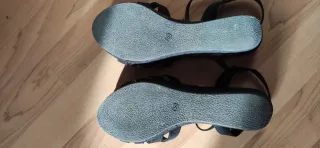 Sandalias Foxy Up fiesta negras con pedrería