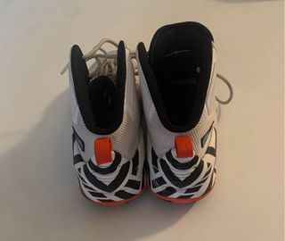 Scarpe da basket taglia 41