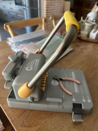 Encuadernadora Cinch We R Memory Keepers