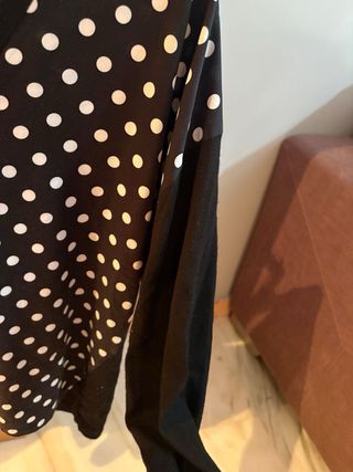 Jersey Zara lunares blanco y negro Talla M