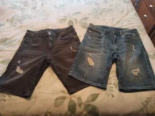 Pantalones vaqueros desgastados