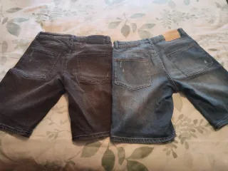 Pantalones vaqueros desgastados